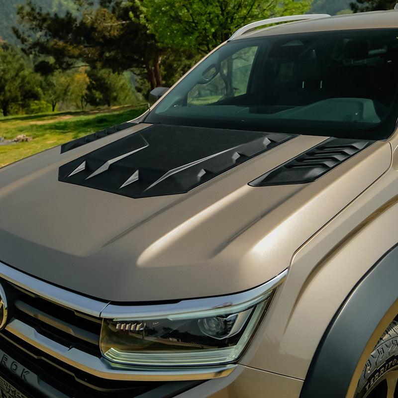 OneWay, Motorhjelmsluftindtag, Mat sort, passer til Volkswagen Amarok MK2 (2022-)