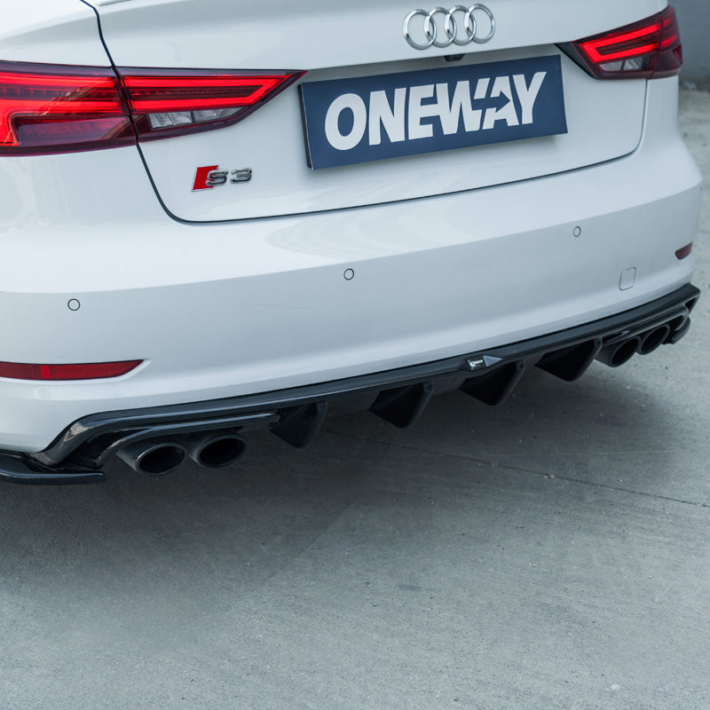 OneWay, Bagkofanger diffuser, Glansfuld sort, Passer til Audi S3 Sedan 8V 2013-2016